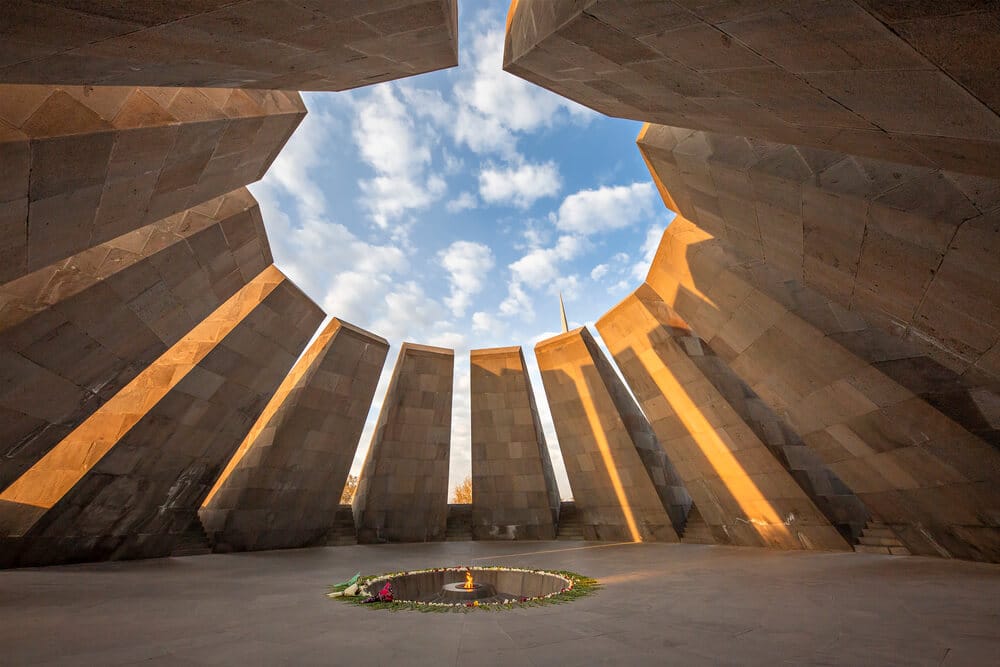 亞美尼亞種族滅絕紀念館 Tsitsernakaberd Armenian Genocide Memorial Complex