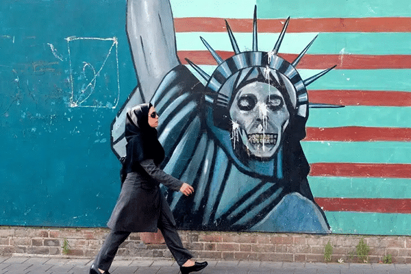 獨家行程！前美國大使館，觀望歷史緊張一瞬。